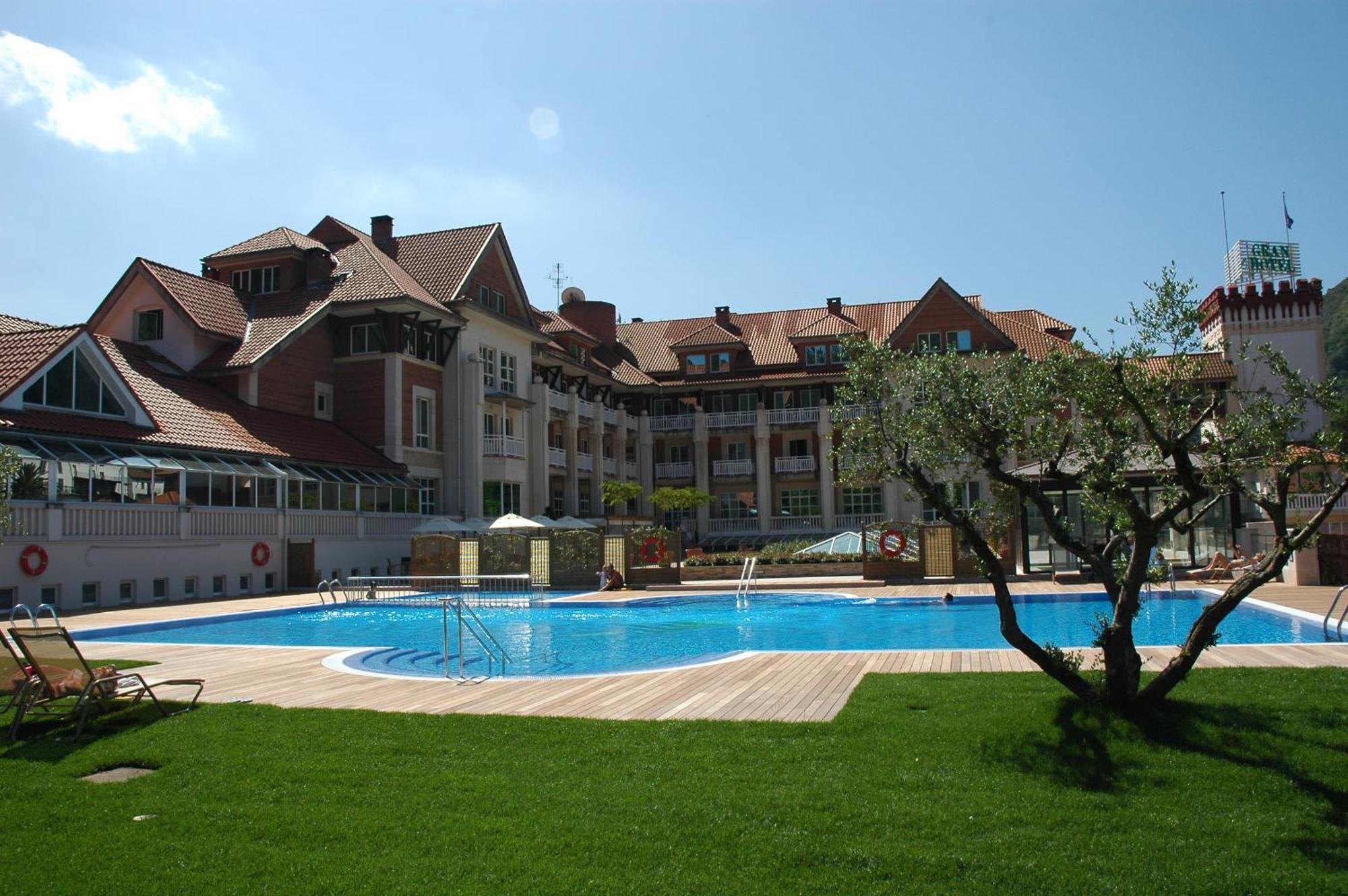 Gran Hotel Balneario De Пуэнте-Вьесго Экстерьер фото